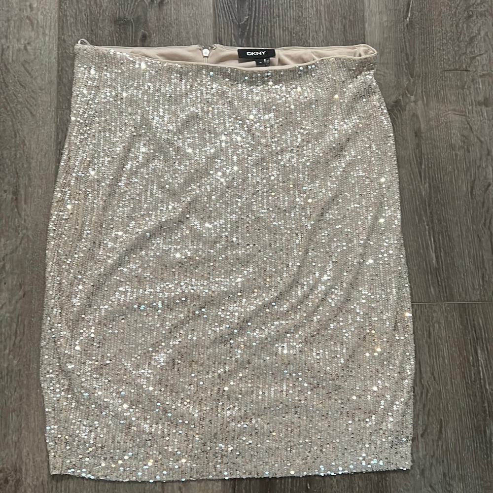 Brand new DKNY sequin skirt